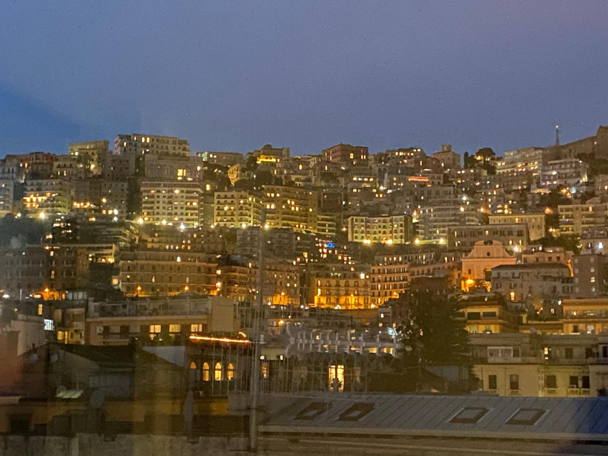 La Casa Di Nettuno Apartment Napoli Exterior foto